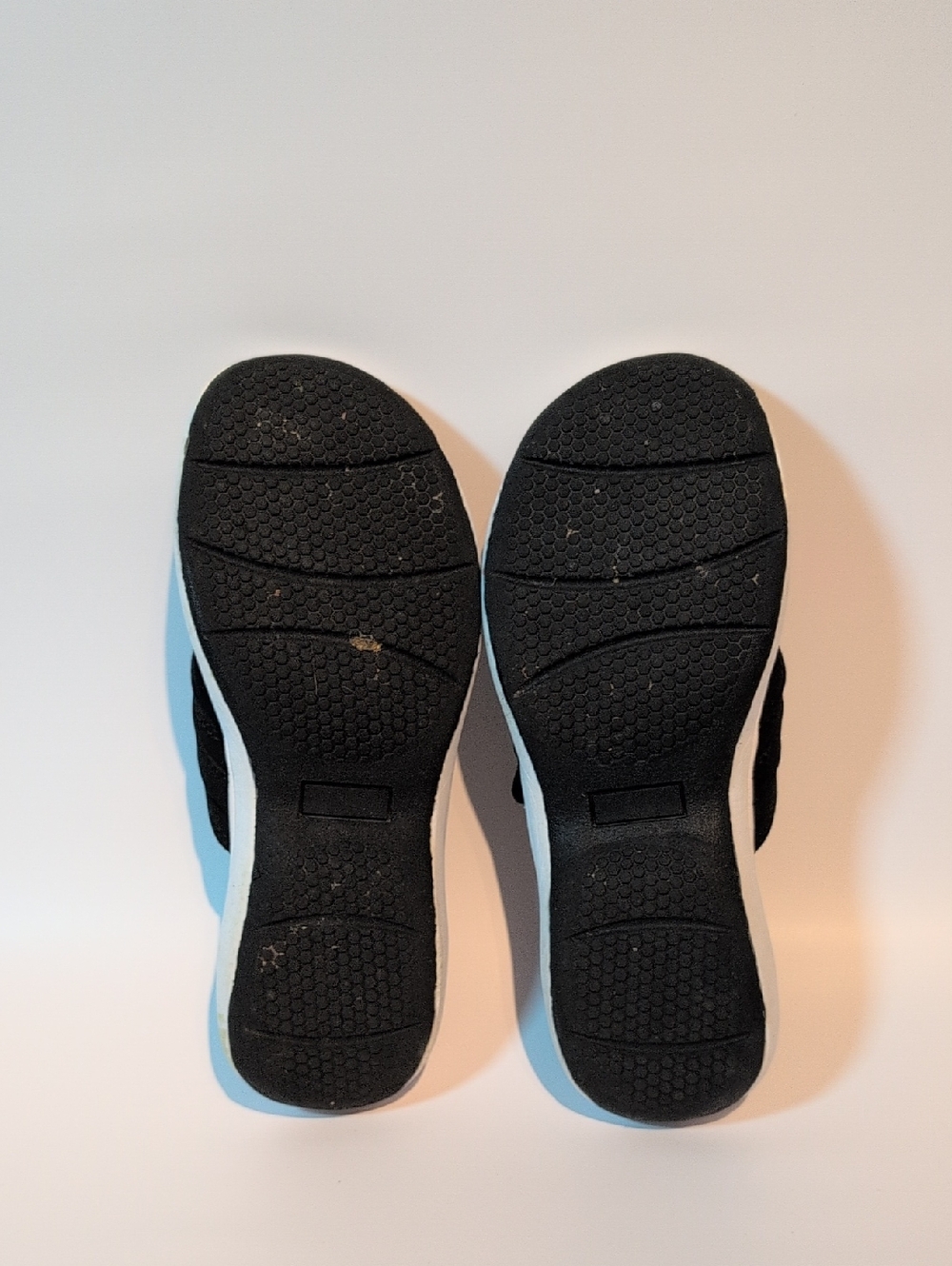 Flip Flops - Picture 2 of 8